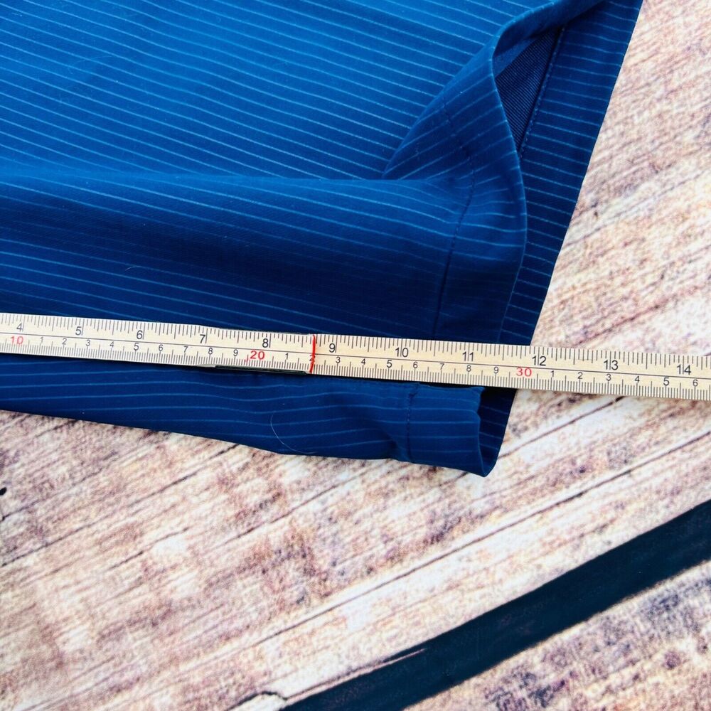 Under Armour Flat Front Chino Short Men's Size 34 Navy Blue Pinstriped Stretch - Picture 7 of 8